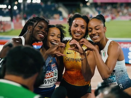 Long Jump Friends 🫶

#EuropeanAthletics #OwnYourMoment