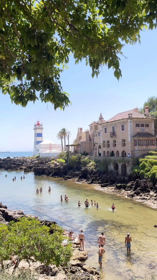 Not far from Lisbon or the famous Sintra Palace you’ll find this beautiful peaceful town..

⛱️ Cascais, Portugal

#lisbon #portugal #Cascais #hiddengem #cascaisportugal