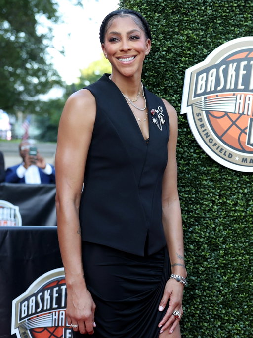 Candace Parker: First-Ballot Hall of Famer.

She joins @cmill31, @theofficialai3, @catchin24, and @dwyanewade, the four legends of the game who accompanied her on stage in Springfield 🔥

Images: Getty