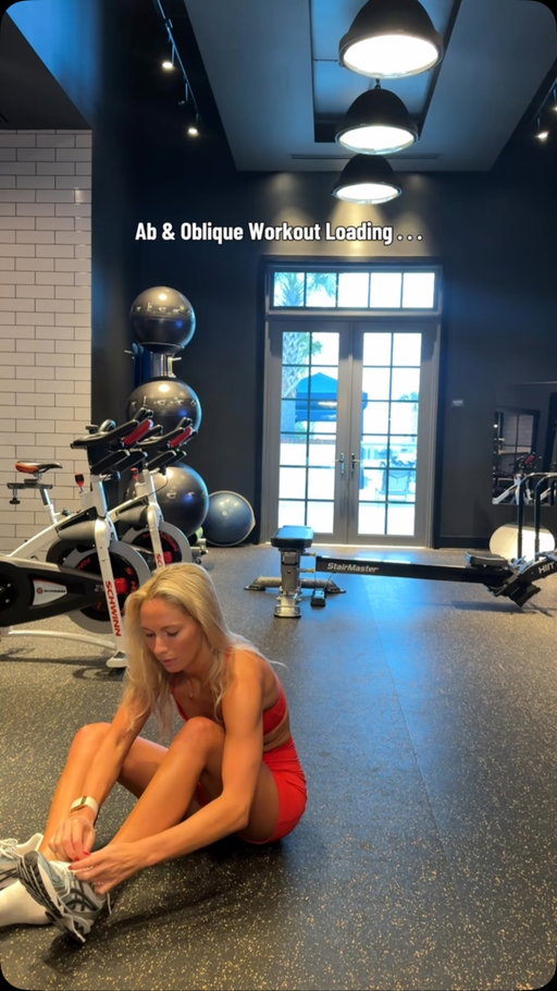 Another killer workout 🥵 My “megaformer” that’s just a rowing machine and bench has become my favorite workout. Mind you my ab workout is at 10x the speed and is done SUPER slow and in reality took 10 minutes. The cardio part of my workout is VERY intense and not for the weak. I’ll be horizontal for the rest of the day 🫡