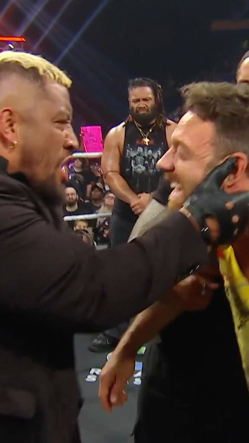 SOLO SIKOA SPIKES THE OTC 😱😱😱😱😱 #WWERaw