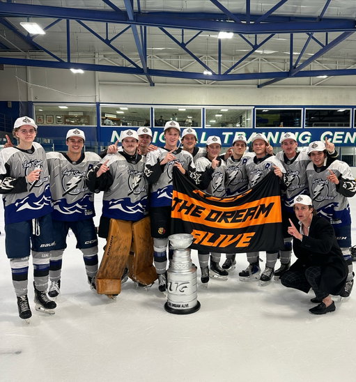 🏆 A DIVISION CHAMPIONS 🏆
Mitt Darters are your 2026 LUG Summer A Division Champions! 🏒🔥

A hard-fought final ends 4–2 over @udc.lugbarrie What a way to finish the summer! 🏆🍻
