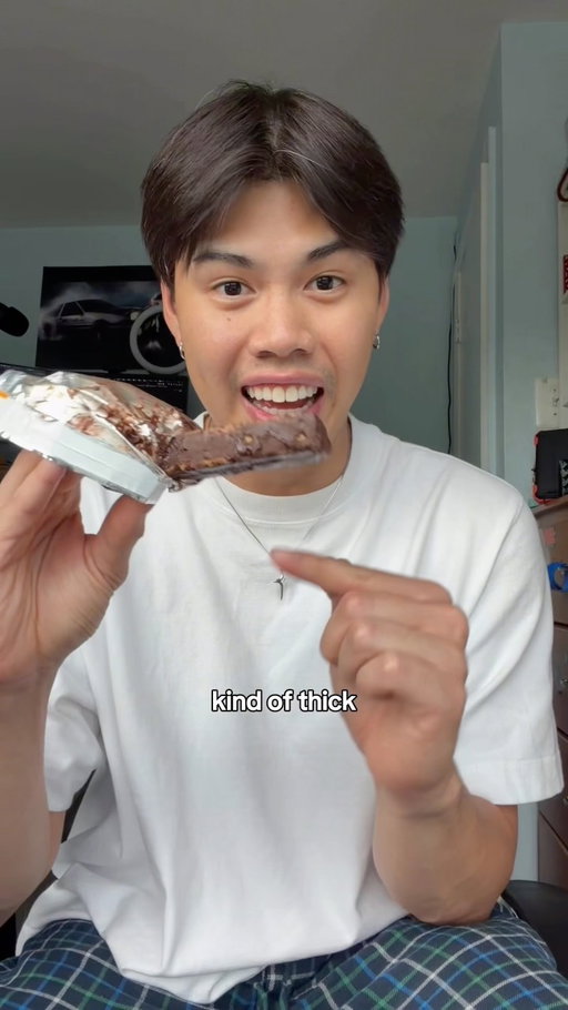 Being Asian and allergic to soy has to be illegal 😭 

Finding protein bars that work for me has been annoying, but the Quest bars I’ve personally been eating has been my go to.

I love the the crispy ones and ￼he Chocolate Peanut Butter one is easily one of my favorites.

At this point, if I find a protein bar I actually enjoy and have personally been able to eat without issues, I’m sticking with it. I’m just trying to get my protein in 😭

@questnutrition 
.
.
best protein bars to try, Quest protein bar review, Quest Chocolate Peanut Butter protein bar, high protein snack ideas, best tasting protein bars, protein bars for everyday snacks, Quest protein bar flavors
.
.
.
#QuestNutrition #ProteinBars #HighProteinSnacks #ProteinSnacks #ProteinGoals