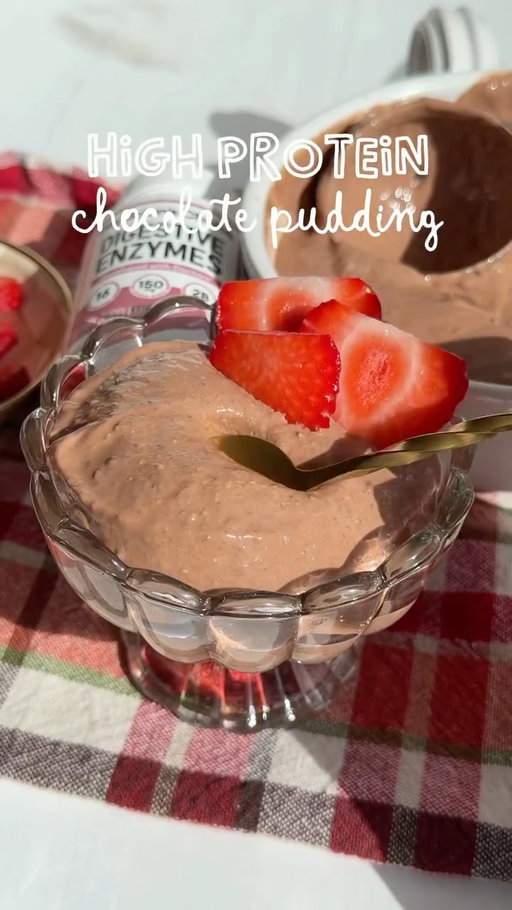 🍫 Healthier Chocolate Protein Pudding

Tasty enough to eat for dessert but healthy enough to have for breakfast! This chocolate pudding is high protein and packed full of flavor!  Best enjoyed with @physicianschoice digestive enzyme to help it sit well! 

Ingredients
-1½ cups cottage cheese
-2 tbsp unsweetened cocoa powder
-3 tbsp maple syrup
-1 tsp vanilla extract
-2 tbsp chia seeds
-Pinch of salt
-1–2 tbsp mini chocolate chips or sliced strawberries (optional)

Instructions

Add cottage cheese, cocoa powder, maple syrup, chia seeds, vanilla, and salt to a high-speed blender.

Blend for 1–2 minutes until completely smooth and creamy.

Add a splash more milk if needed to reach a thick pudding consistency.

Refrigerate for at least 30 minutes to thicken.
Top with chocolate chips, berries, or shaved chocolate.

Makes: about 3 servings

#PCPartner 

These statements have not been evaluated by the Food and Drug Administration. This product is not intended to diagnose, treat, cure or prevent any disease.”