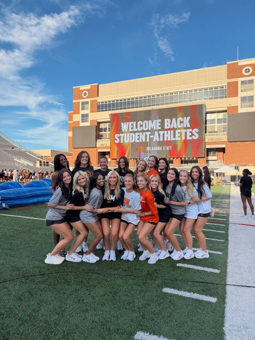 HAPPY FIRST DAY BACK!! First day of class & first practice woo hoo!!We are SO excited to be back together again. Ready to kick off football szn with a BANG! 💥🤠🧡🏈