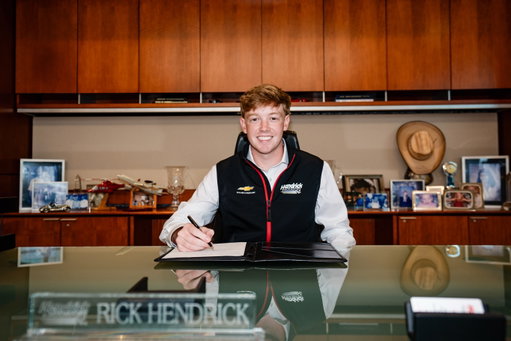 Welcome to Hendrick Motorsports.

@connorzilisch x 48 x 2028