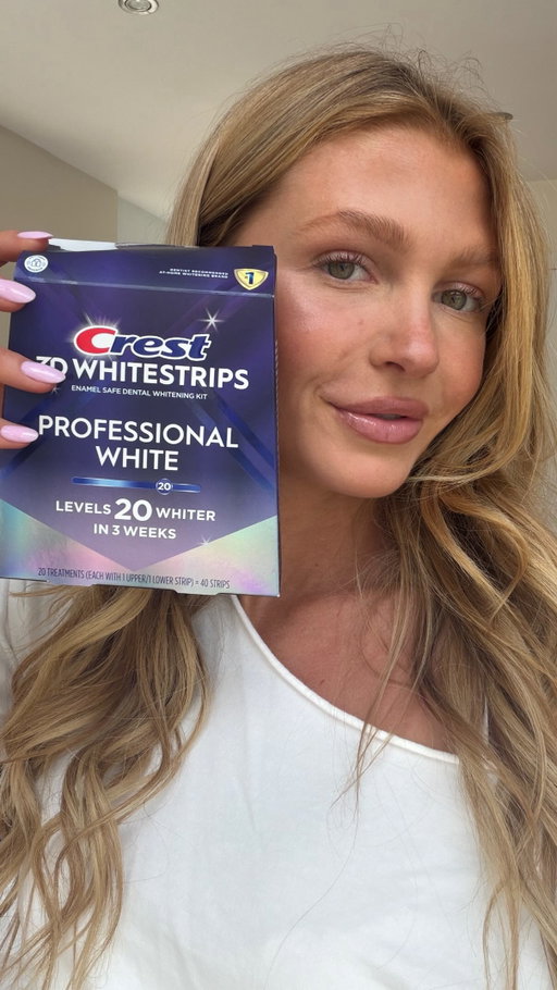 #CrestPartner Using @crest Whitestrips is always a must for me before any trip! #3DWhitestrips