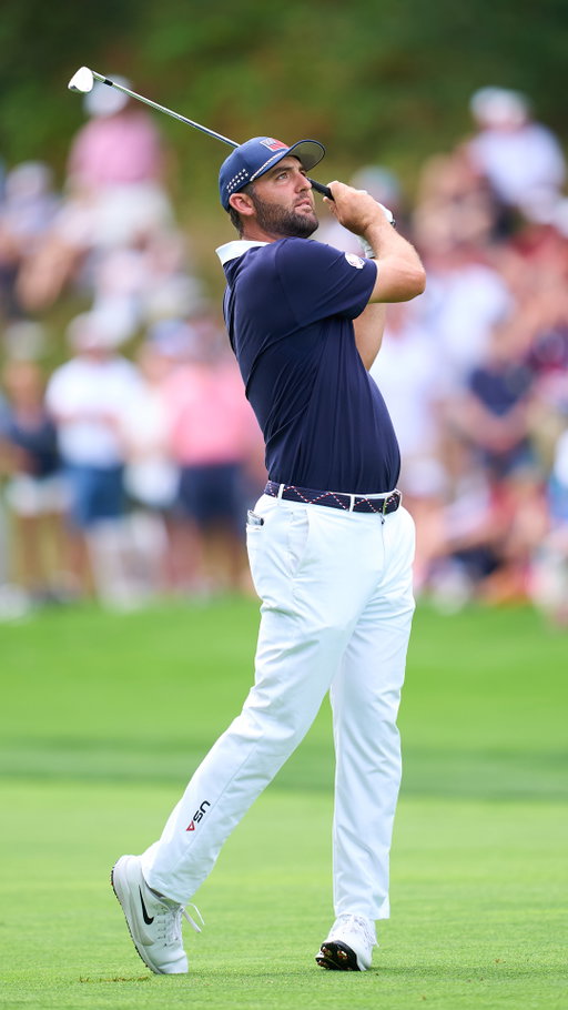 Oh. So. Close. 👀 

Scottie Scheffler was all over the flag & nearly holed out this approach at Bethpage. 🎯

#GoUSA | #TopShotTuesday