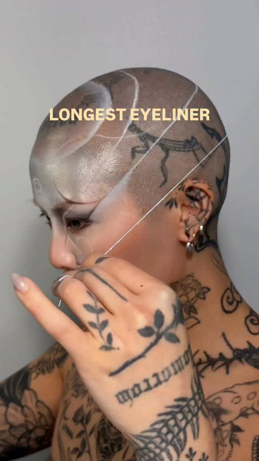 Woke up and remembered that I have free will and may my silliness never be stifled. I love dental floss for a quick eyeliner especially when you are trying to pull long lines 🙂‍↕️ 
#graphicliner #eyelinertutorial #eyeliner