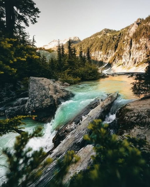 The best views come after the hardest climb! #Oberto ⛰️ | 📷: @capturedbyzac