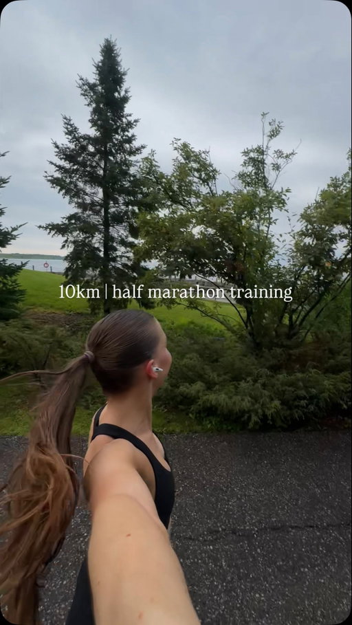 #Ad Half marathon training for the joy of running:) 

It’s something I look forward to and time that is just for me. Grateful for a body that carries me through all of it, so taking care of it matters.

My post-run Oikos PRO yogurt bowl has no added sugar which is perfect for me because I don’t love super sweet things. I add lots of blueberries to mine to spice it up, plus it has 13g of protein per 115g to help with muscle recovery. Sooo good. 

What are your go-to toppings? 

@oikos_canada #OikosCanada

*Oikos Pro is a source of protein, protein helps build and repair body tissues as part of healthy active lifestyle and balanced diet.