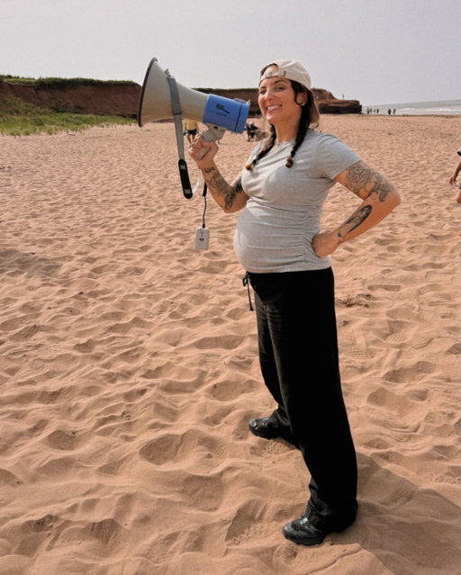 So many good bts from my shoot in PEI but this one is my fav. Baby Tiger coming end of this year! @stig3r and I are sooooo excited for this new chapter. Was trying to keep it a secret but too hard to hide these days!! 

I am very much still working and plan on it until my body tells me not to 🩷