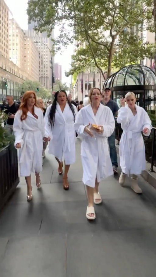 Four women. One mission. Find. The. Spa.

@lesliemann, @islafisher, @michellebuteau and @annafaris hit the streets of NYC in search of some much-needed R&R.

Will they find it? There’s only one way to find out.

#SpaWeekend hits theaters this Friday. Grab your besties and get your tickets now!