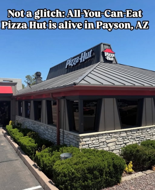 If you’ve ever wondered where time stands still and crust still comes with that classic 90s charm… it’s right here in Payson, Arizona.
Yes, that’s an OG dine-in Pizza Hut with an all-you-can-eat buffet—pizza, wings, salad bar… $9.99. It’s not a glitch in the matrix, it’s just how things are done up here.

And listen—just because I’m often dubbed a pizza snob doesn’t mean I can’t enjoy a little retro red-roofed magic. The cheese hits different when it’s served with a side of memories and a vintage “Hot Beer / Cold Pizza” poster.

Long live the salad bar sneeze guard, the thick red cups, and the dessert pizza that slaps every time.
This post is for the Pizza Hut kids who remember…

#WizardOfZA #PizzaHutNostalgia #RetroEats #pizzahut #bookit