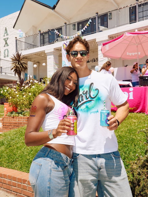 Stepping out for the first time in San Diego with our friends @drinkpoppi #poppipartner