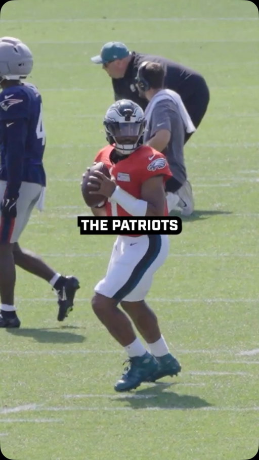 Jalen is getting used to the new Mannion scheme during camp and joint practices 

How excited are you 🫵 to see a new Eagles scheme this season? ⬇️