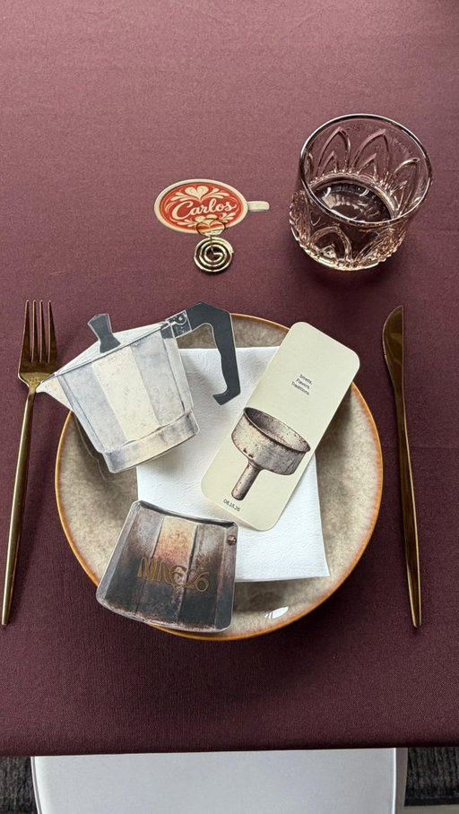 I could have easily just printed the text on the back. But I said, what if it opens to reveal the menu? This took me 2 days. 🥹

I also wanted a burnt/used moka pot because that detail comes with stories. 🤓

What y’all think!? ☕️

#Nine26SupperClub #Nine26SupperClub #MenuDesign