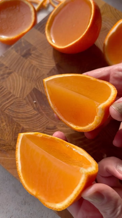 Let’s make healthy gummies with no added food colouring and preservatives and only with few ingredients in orange flavour 🍊

To make the same gummies 
1. In your juicer juice 4 oranges (I used tangelos) , small piece of ginger and 5 strawberries. 
2. Bloom gelatine in water by combining 1 cup gelatine in 2 cups of water. 
3. Transfer 600ml of juice to a pot and heat until warm 
4. Add bloomed gelatine and continue stirring until smooth uniform consistency. 
6. Fill up shell of orange halves 
7. Place in a fridge for 4-5 hours 

Enjoy 🍊🍊🍊

.
.
#gummie #healthygummies #snack #healthysnacks #kidssnacks