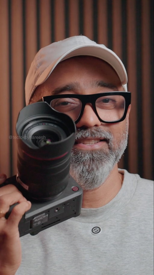 Why the Canon EOS R6V Changes Everything? Watch the full review video in Malayalam on my YouTube channel
.
.
@canonindia_official 
.
#canonindia #canoneosr6v #canon #eos