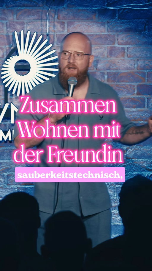 Das war damals schon ne Umstellung das Zusammenziehen mit der Freundin. Mittlerweile wohn ich wieder alleine. Weiß auch nicht woran es liegt… #beziehung #wohnen #paar #liebe #comedy