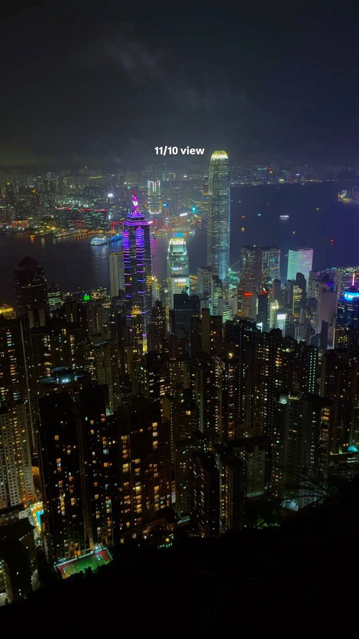 The most insane viewpoint in Hong Kong 🇭🇰 

📍Near Lugard Road Lookout, Victoria Peak

Send this to someone you want to go here with ✨