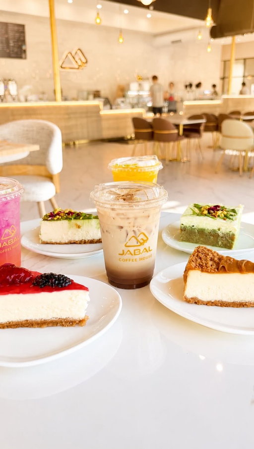NEW UPSCALE YEMENI COFFEE SHOP IN RALEIGH ☕️✨ @jabalcoffeehouse 

The FIRST Jabal Coffee House in North Carolina is officially here, and y’all I was absolutely blown away! From the gorgeous space to the iced Jabal Latte, pistachio latte, matchas, refreshers, traditional Adeni tea and some of the prettiest desserts, everything about this place feels SO elevated 😍

TAG who you want to go with and follow me @jensensavannah for more gems in the Carolinas 💎

#raleighnc #raleighfoodies  #thingstodoinraleigh #nceats #northcarolina