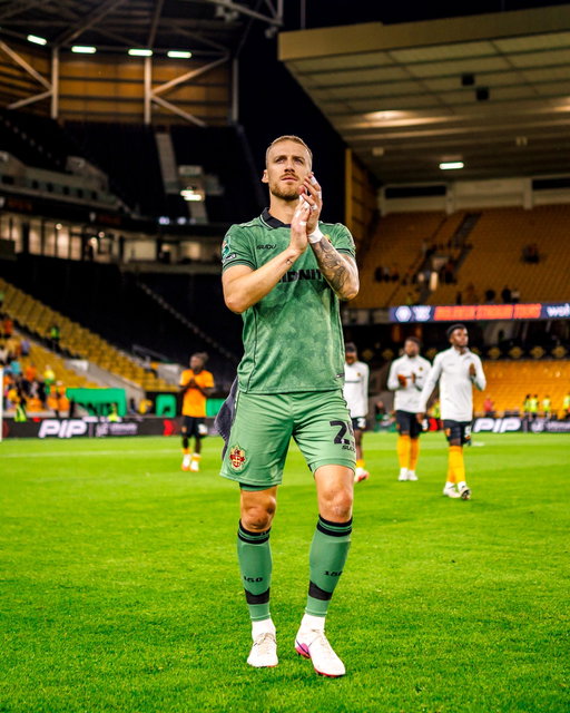 Dan Bentley has completed a permanent move to Coventry City after three-and-a-half years in Wolverhampton.

Thank you for your contributions, @dan_bentley1, and best of luck for the future 🤝