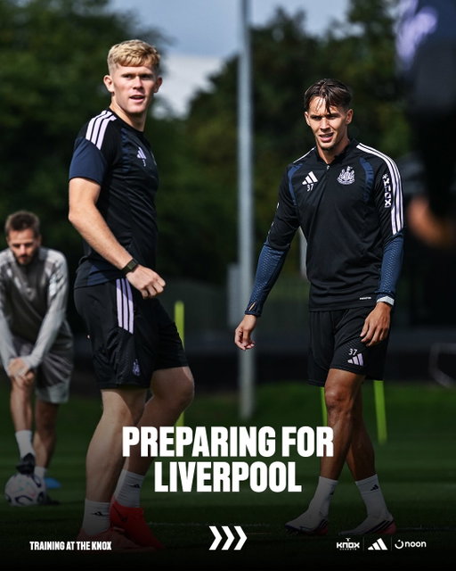 Getting ready for our Premier League opener 👀🔜

High fives 🫸🫷

The lads 👊

@fabianschaer 😃

Rondo 👌

@seansteur._ 👋

Bros 🫂

Gaffer 🫡

MJ 🗣️

Wor Mason 🤩

Combinations 👏

BDB ©️
