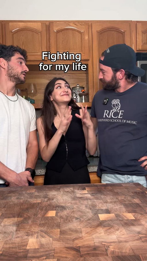 Y’all were begging for part two thank you @silly_jake for offering to set me up and @michaelhewitt23 for letting us call your ex-girlfriend.