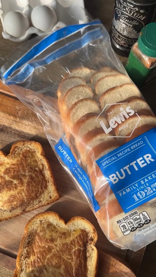 School is back, schedules are packed, and we're loving every recipe you're sharing! ❤️ Tag us in your favorite back-to-school meals featuring Lewis Bake Shop Half Loaves. From quick lunches to easy dinners, let Half Loaves be your game-changer this busy season.
Home of the Half Loaf.