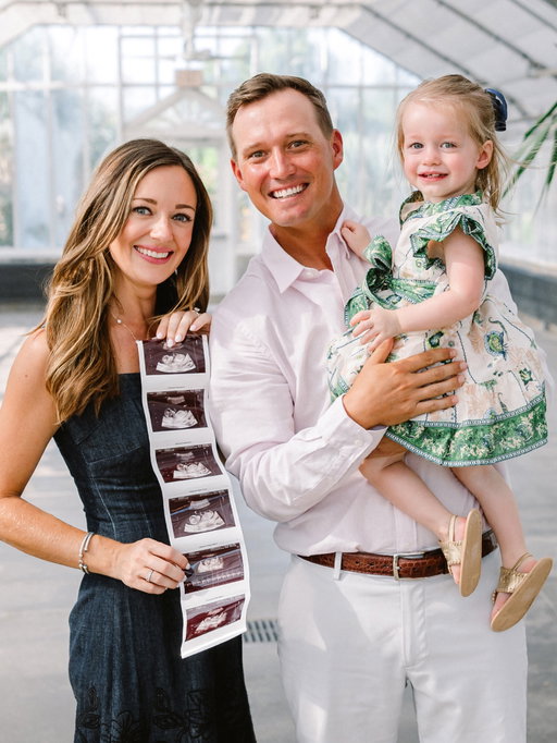 Baby girl we have been praying for you🩷 There’s no greater gift we could give Claire than a built in bestie! Coming February 2027🥰🎀