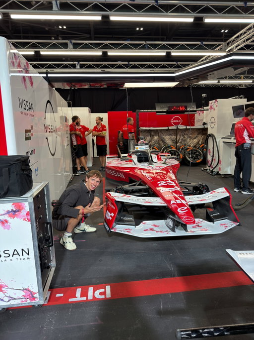 Huge thanks to @NissanUK for bringing me to the Formula E-Prix on the weekend! So cool to see a race in person and even get behind the wheel 😉… Nissan sign me up for next season 🏎️🤫 #NissanByBritain