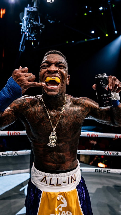 Total domination from HOWARD DAVIS at BKFC 66! 💥
He completely overwhelmed his opponent, sent him to the canvas three times, and finished the fight in the very first round!

@hddavis876

#BKFC #BareKnuckle #Knockdown #Knockout #KO