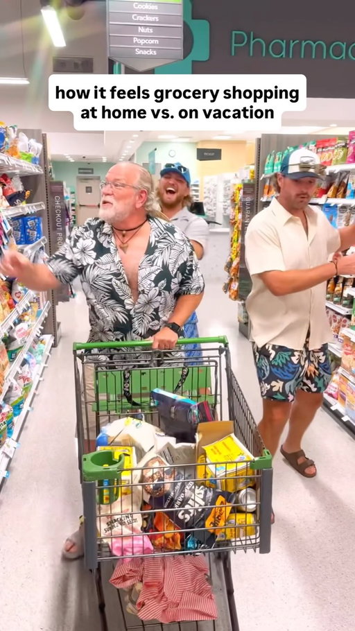 the grocery at the beginning of vacation might be the happiest place on earth 😂
•
#themcfarlands #dad #dan #memes #meme