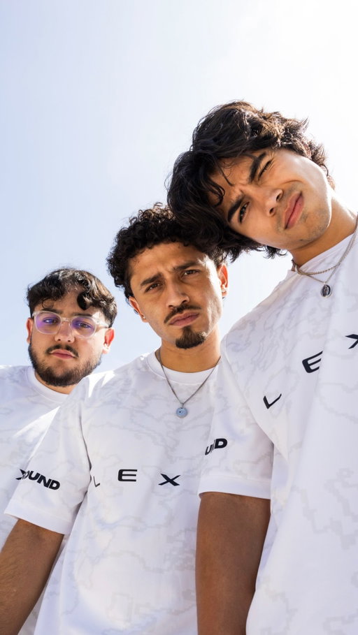 Welcome to 100 Thieves, LKC

@dannybans_ 
@nickgrajeda18 
@romeocen_ 

@lkcaiga