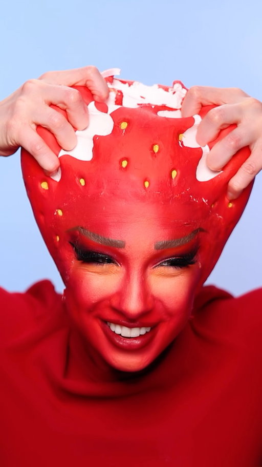 I couldn’t wait to do this 😄🍓