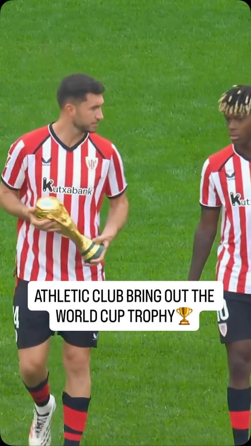 Athletic Club players Unai Simón, Aymeric Laporte and Nico Williams bring out the FIFA World Cup Trophy ahead of their match against Sevilla FC 🔥🇪🇸

#LaLiga