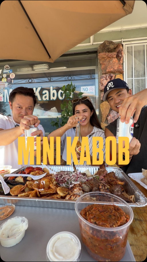 @mk_armenmartirosyan I love you.

Thank you for showing us love! 

@foodwithmichel showing us spots in our own hometown 😂

@mini_kabob 10/10 no notes.

Highly highly recommend.

📍
313 1/2 Vine St
Glendale, CA 91204

@cocacola plz collab
@malbon plz collab

🅿️ limited parking lot

DM @povboyfriendd for more food recs!!
.
.
. 
#kebabs #kabobs #mini #armenia #glendale
