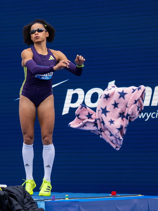 Blanket energy 👌

@jazminsawyers giving us iconic vibes 😎

📸 @christelsaneh 

#DiamondLeague