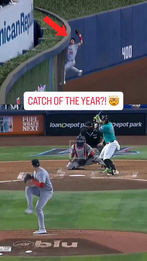 Jacob Young was movin’ like Spiderman to scale the wall for the out 🔥