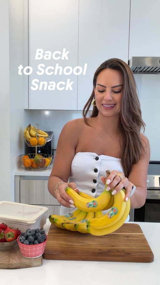 Back to school calls for snack ideas that are simple, fresh, and fun. 🍌✨ 

Del Monte® Bananas are one of my favorite staples because they're naturally sweet, versatile, and perfect for everything from lunchboxes to smoothies and quick snacks @delmontefresh . This lunchbox inspired banana split is an easy way to make fresh fruit a little more exciting!

How would you top yours? 💛

#FreshDelMonte #ad

#Backtoschool snack #luchboxideas #snackideas healthyrecipe relatable