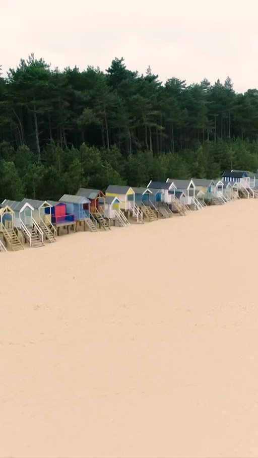 Salt air, shifting tides, and infinite horizons. The Norfolk Coast is calling.🦀

We’ve curated a sneak peek of our wild coastlines to fuel your wanderlust for your next escape. From the vast, wind-swept sands to the coastal paths and thriving saltmarshes, Norfolk is a true sanctuary for nature lovers. Go watch the seals out at Blakeney Harbour, capture the shifting coastal light, and spot magnificent birdlife over the wetlands.🌊

Ready to satisfy your hunger for wild spaces? 🎒

Plan your next nature immersion.
https://visitnorfolk.co.uk/business/category/nature-wildlife

#ComeHungry #VisitNorfolk #NorfolkCoast #UKCoastline #NatureLovers SealTrips WintertonOnSea WellsNextTheSea
