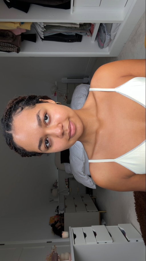what would you tell your younger self about your skin worries? ⚡️AD