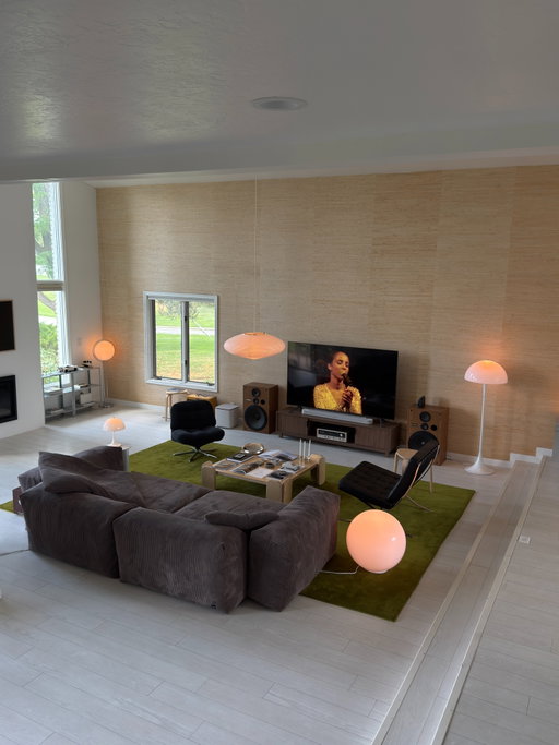 Home favorites 🏡

Vintage Hifi System 
- Pioneer Cs-G404 speakers 
- Pioneer Sx-636 receiver

Nordic Knots Milano Green Rug (10x14)

Baltic birch coffee table I designed

- Vetsak Sofa
- West Elm dining table
- Painting from Wallofart
- Louis Poulsen Ph5 Pendant

Porsche books

- Globe lamp from UO
- Rocco x usm mini fridge

- Barcelona chair
- Louis Poulsen Panthella 250
- Ruhm side table
- Ikea Dyvlinge chair