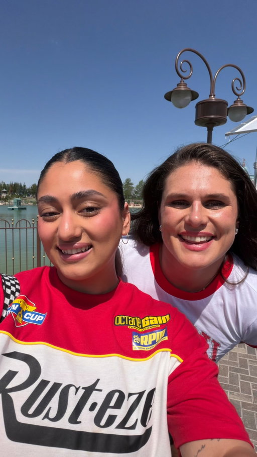 i literally started crying and the cast member had to ask me if I was okay but it felt like a little private podcast taping just for me, safe to say the group chat went crazy, and I am so so so blessed to have met these queens! 

#disneylandparis #kyliekelce #ilonamaher #houseofmaher #disneyparis