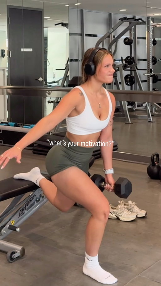 If you need a reminder today, I want you to keep pushing, no matter how uncomfortable it feels. Keep showing up for yourself, because you deserve to see who you can become when you refuse to give up💞🫂

#consistency #motivation #fitness #selfbelief #fitnesslife