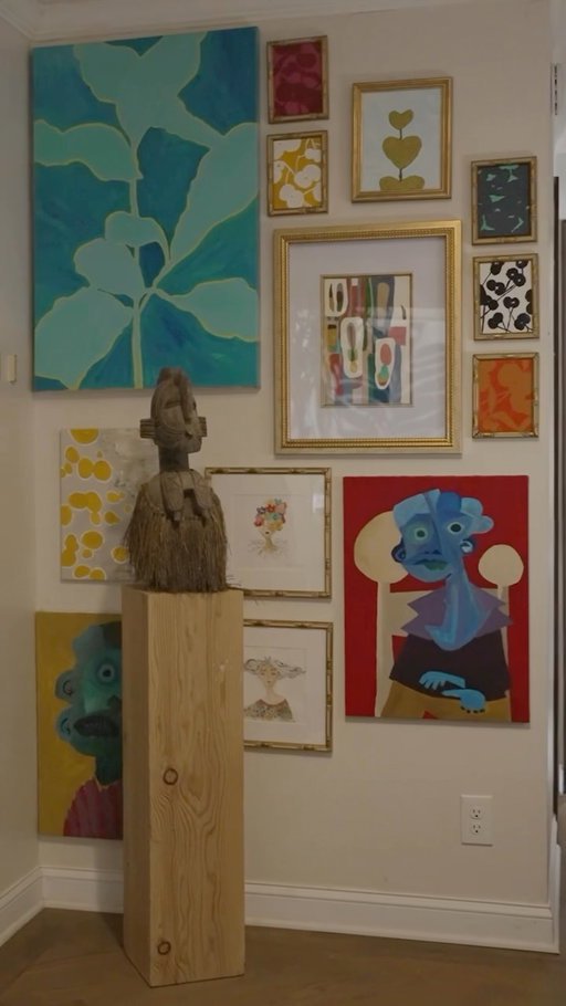 Step inside an art lover’s soulful home filled with vintage treasures!

Interior designer Theresa Butler (@theresabutlerinteriors) welcomes us inside her mid-century modern home in Mableton, Georgia. Filled with colorful artwork, vintage finds, custom furniture, and pieces she made herself, the home reflects Theresa’s love of creativity, collecting, and thoughtful design.
 
Click the link in our bio to watch Theresa’s Homeworthy episode.

#homeworthy #hometour #georgia #art #vintage
