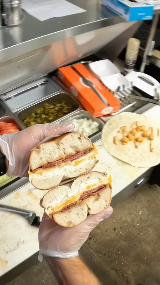 New Jerseys Favorite Breakfast Sandwich, The Beesting 🐝 🥯