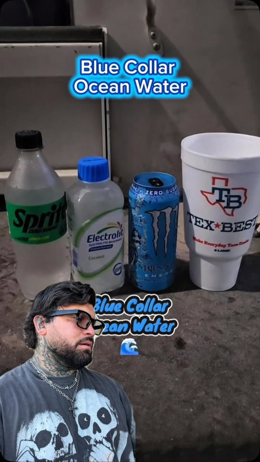 I saw this Blue collar ocean water that @liamclif10 made so I had to give it a try. Blue Hawaiian @monsterenergy , coconut @electrolit & a zero sugar @sprite
