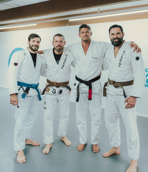 Hoje me diverti demais passando um tempo no tatame com esse pessoal, que é referência em diversas áreas, tanto na vida profissional quanto pessoal.

Foi um prazer estar com vocês. Obrigado pela oportunidade!